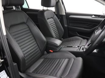 VOLKSWAGEN PASSAT 1.5 TSI EVO SEL Estate 5dr Petrol DSG Euro 6 (s/s) (150 ps)