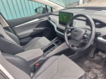 SKODA ENYAQ IV iV 62kWh 60 SUV 5dr Electric Auto (DC120kW) (179 ps)