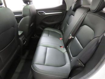 MG MG ZS 44.5kWh Exclusive SUV 5dr Electric Auto (143 ps)
