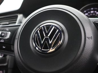 VOLKSWAGEN GOLF 2.0 TSI BlueMotion Tech GTI Performance Hatchback 5dr Petrol DSG