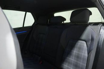 VOLKSWAGEN GOLF 2.0 TDI GTD Hatchback 5dr Diesel DSG Euro 6 (s/s) (200 ps)