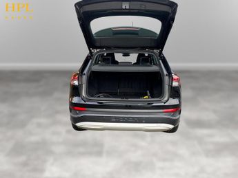 AUDI Q4 E-TRON 40 Sport SUV 5dr Electric Auto 82kWh (204 ps)