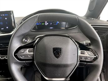 PEUGEOT E-2008 50kWh Allure SUV 5dr Electric Auto (7kW Charger) (136 ps)