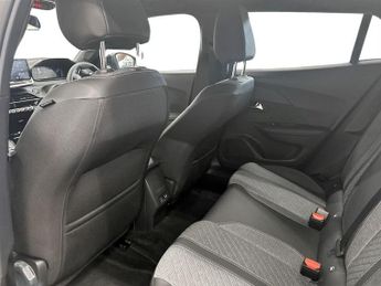 PEUGEOT E-2008 50kWh Allure SUV 5dr Electric Auto (7kW Charger) (136 ps)