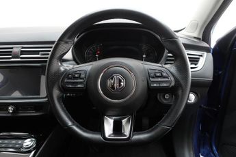 MG MG5 61.1kWh Excite Long Range Estate 5dr Electric Auto (156 ps)