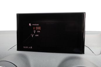 AUDI Q2 1.5 TFSI CoD 35 Black Edition SUV 5dr Petrol S Tronic Euro 6 (s/