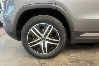 MERCEDES-BENZ GLA CLASS 2.0 GLA200d Sport (Executive) SUV 5dr Diesel 8G-DCT Euro 6 (s/s)