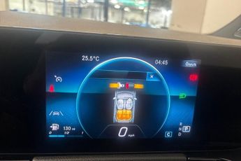 MERCEDES-BENZ GLA CLASS 2.0 GLA200d Sport (Executive) SUV 5dr Diesel 8G-DCT Euro 6 (s/s)