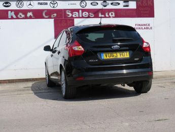 FORD FOCUS 1.0T EcoBoost Zetec Hatchback 5dr Petrol Manual Euro 5 (s/s) (12