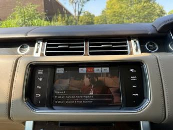 LAND ROVER RANGE ROVER 4.4 SD V8 Autobiography SUV 5dr Diesel Auto 4WD Euro 5 (339 ps)