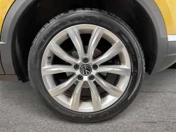 VOLKSWAGEN T-ROC 1.5 TSI GPF EVO SEL SUV 5dr Petrol DSG Euro 6 (s/s) (150 ps)