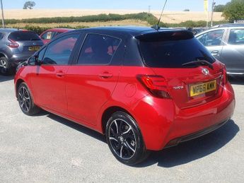 TOYOTA YARIS 1.33 Dual VVT-i Design Hatchback 5dr Petrol Multidrive S Euro 6 