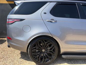 LAND ROVER DISCOVERY 3.0 SD V6 HSE SUV 5dr Diesel Auto 4WD Euro 6 (s/s) (306 ps)