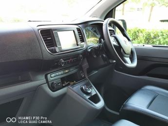 TOYOTA PROACE 2.0D Design Medium Panel Van 6dr Diesel Auto MWB Euro 6 (s/s) (1