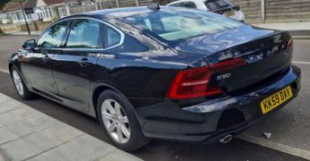 VOLVO S90 2.0 D4 Momentum Saloon 4dr Diesel Auto Euro 6 (s/s) (190 ps)