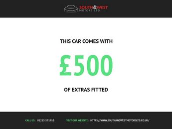 VOLVO V40 CROSS COUNTRY 1.5 T3 Pro Hatchback 5dr Petrol Auto Euro 6 (s/s) (152 ps)