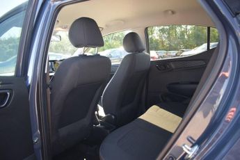 HYUNDAI I10 1.0 Premium Hatchback 5dr Petrol Auto Euro 6 (s/s) (67 ps)