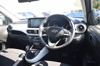 HYUNDAI I10 1.0 Premium Hatchback 5dr Petrol Auto Euro 6 (s/s) (67 ps)