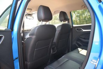MG MG ZS 1.0 T-GDI Exclusive SUV 5dr Petrol Auto Euro 6 (111 ps)