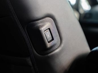 NISSAN LEAF 30kWh Tekna Hatchback 5dr Electric Auto (109 bhp)