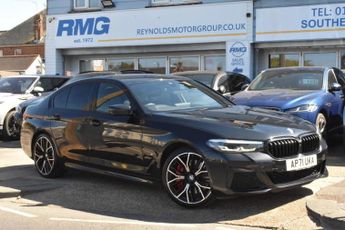BMW 5 Series 3.0 530d MHT M Sport Saloon 4dr Diesel Hybrid Steptronic xDrive 