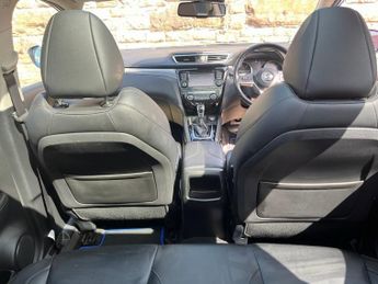 NISSAN QASHQAI 1.6 dCi Tekna SUV 5dr Diesel XTRON Euro 6 (s/s) (130 ps)