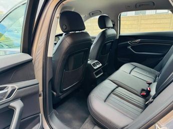 AUDI E-TRON 50 Technik SUV 5dr Electric Auto quattro 71.2kWh (11kW Charger) 