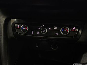 VAUXHALL Corsa Electric 50kWh Elite Nav Premium Hatchback 5dr Electric Auto (7.4Kw Charg