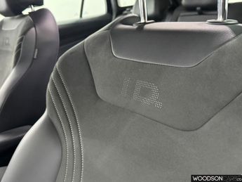 VOLKSWAGEN ID.4 Pure 52kWh Life SUV 5dr Electric Auto (148 ps)