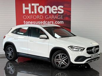 MERCEDES-BENZ GLA 2.0 GLA200d Sport (Executive) SUV 5dr Diesel 8G-DCT Euro 6 (s/s)
