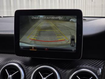 MERCEDES-BENZ A CLASS 2.1 A200d AMG Line (Premium Plus) Hatchback 5dr Diesel 7G-DCT Eu