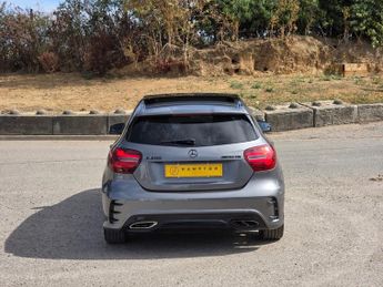 MERCEDES-BENZ A CLASS 2.1 A200d AMG Line (Premium Plus) Hatchback 5dr Diesel 7G-DCT Eu