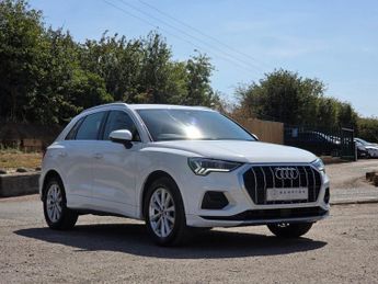 Audi Q3 1.5 TFSI CoD 35 Sport SUV 5dr Petrol S Tronic Euro 6 (s/s) (150 