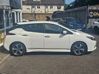 NISSAN LEAF 40kWh N-Connecta Hatchback 5dr Electric Auto (150 ps)