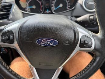 FORD FIESTA 1.0T EcoBoost Titanium Hatchback 5dr Petrol Powershift Euro 6 (1