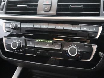 BMW 1 SERIES 2.0 118d SE Hatchback 5dr Diesel Auto Euro 6 (s/s) (150 ps)