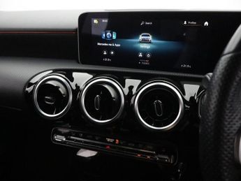 MERCEDES-BENZ A CLASS 1.5 A180d AMG Line (Executive) Hatchback 5dr Diesel 7G-DCT Euro 