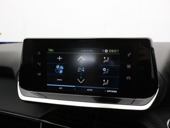 PEUGEOT E-2008 50kWh Active Premium + SUV 5dr Electric Auto (7kW Charger) (136 