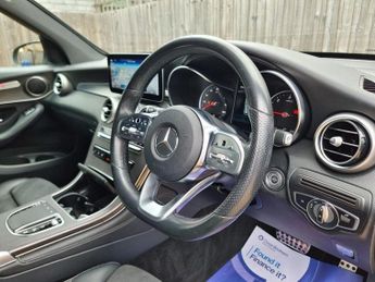 MERCEDES-BENZ GLC 2.0 GLC220d AMG Line SUV 5dr Diesel G-Tronic+ 4MATIC Euro 6 (s/s