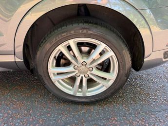 AUDI Q3 1.4 TFSI CoD S line Edition SUV 5dr Petrol S Tronic Euro 6 (s/s)