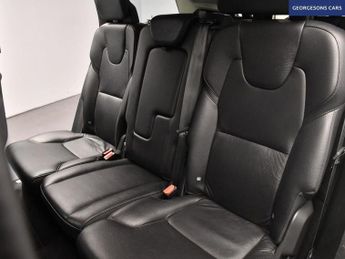 VOLVO XC90 2.0 B5 MHEV Momentum SUV 5dr Diesel Hybrid Auto 4WD Euro 6 (s/s)