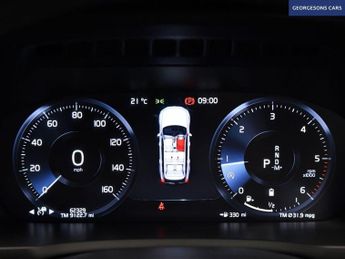 VOLVO XC90 2.0 B5 MHEV Momentum SUV 5dr Diesel Hybrid Auto 4WD Euro 6 (s/s)