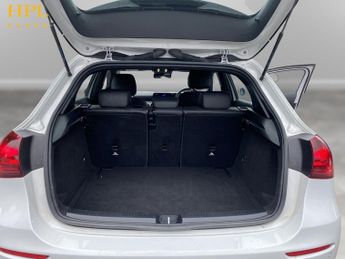 MERCEDES-BENZ A CLASS 1.3 A180h MHEV Sport (Executive) Hatchback 5dr Petrol Hybrid 7G-