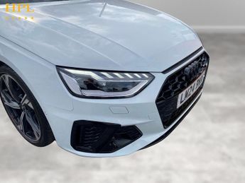 AUDI A4 2.0 TFSI 40 Black Edition Saloon 4dr Petrol S Tronic Euro 6 (s/s