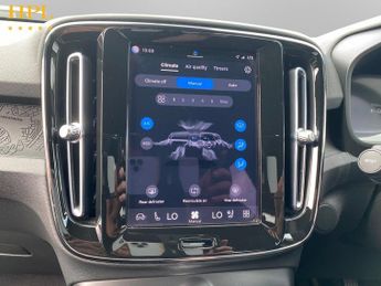 VOLVO XC40 Recharge 69kWh Plus SUV 5dr Electric Auto (231 ps)