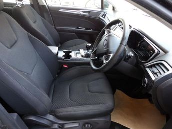 FORD MONDEO 1.5 TDCi ECOnetic Titanium Hatchback 5dr Diesel Manual Euro 6 (s