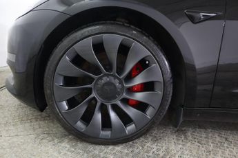 TESLA Model 3 (Dual Motor) Performance Auto 4WDE 4dr (Performance Upgrade)