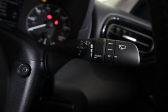 TOYOTA YARIS 1.5 VVT-h Icon E-CVT Euro 6 (s/s) 5dr