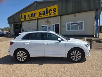 Audi Q3 1.5 TFSI CoD 35 Sport SUV 5dr Petrol Manual Euro 6 (s/s) (150 ps