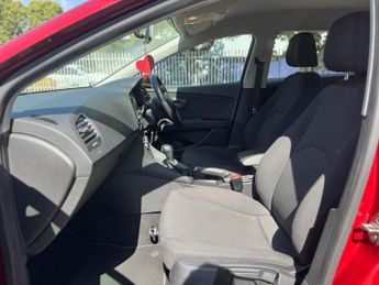 SEAT LEON 1.6 TDI CR SE Sport Tourer 5dr Diesel DSG Euro 5 (s/s) (105 ps)